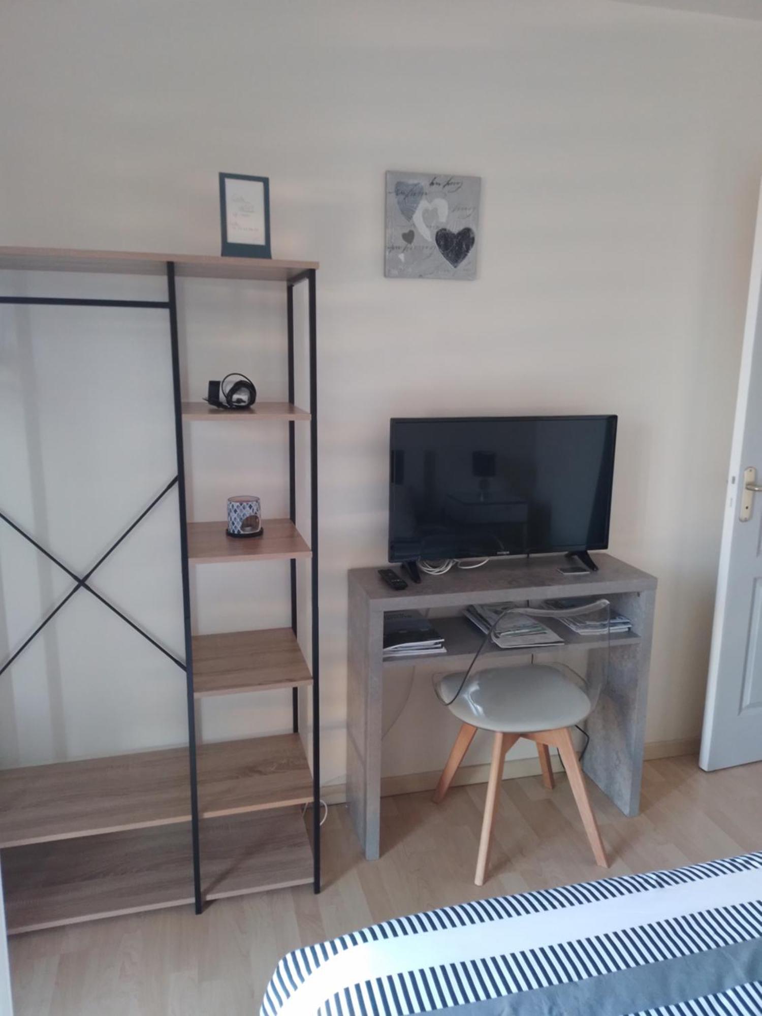 Chambre Agreable Au Calme Saint-Hilaire-Petitville Bagian luar foto